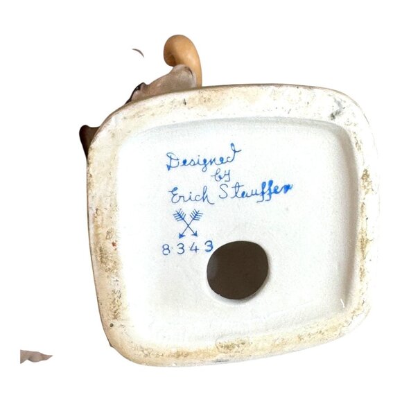 Vintage Erich Stauffer Figurine Girl Umbrella & Dog Hand-Painted Rainy Days 8343 - Picture 4 of 8